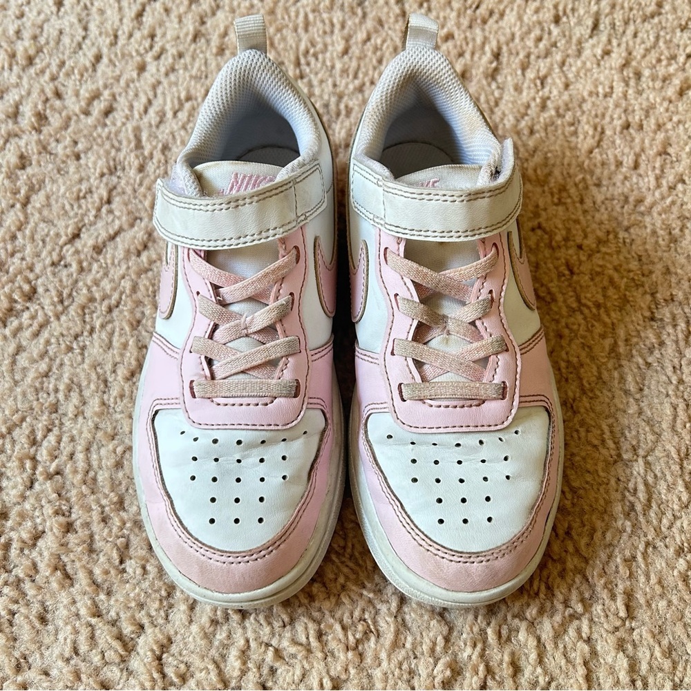 Nike | Court Borough Low 2 in Pink - Picture 2 of 8